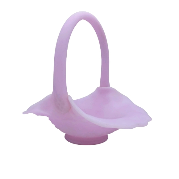 Fenton Lilac Waterlily Basket - Picture 3 of 10